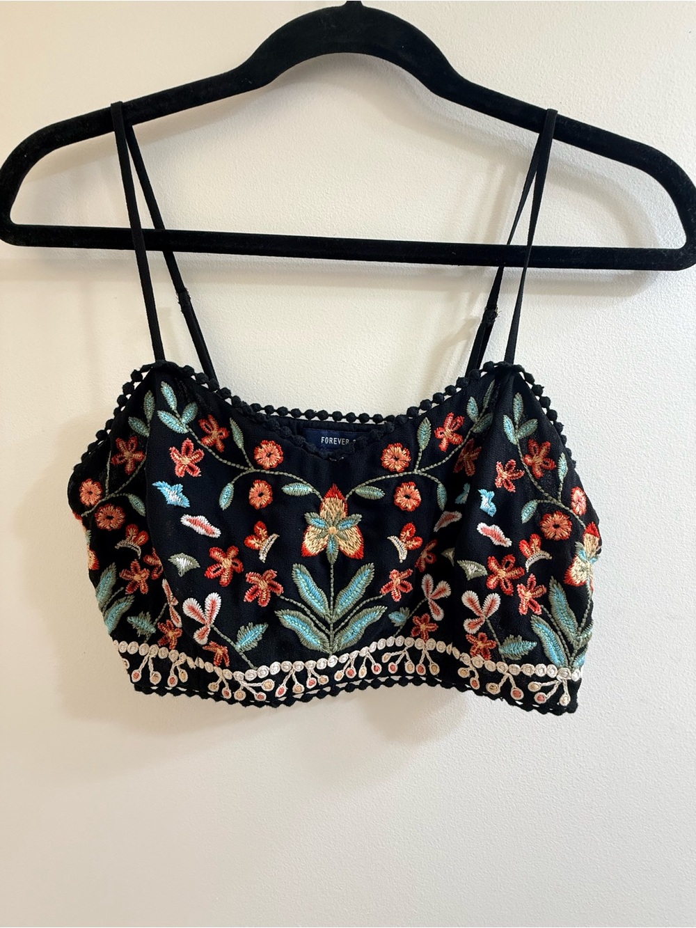 Forever 21 Boho Floral Embroidered Bralette Crop Top - Size Small, EUC - Picture 3 of 9